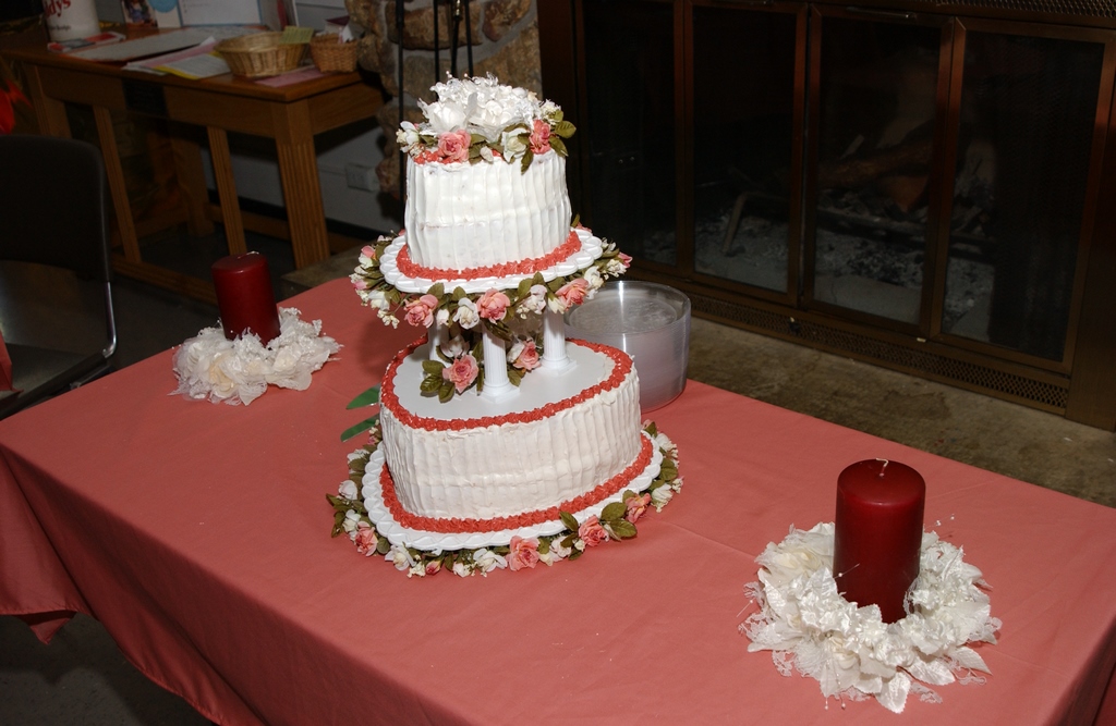A2_TwoTierCake.jpg