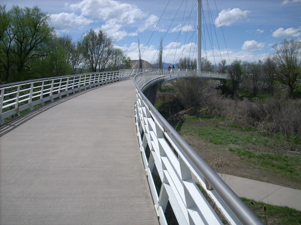 F2_BridgeToRalston.JPG