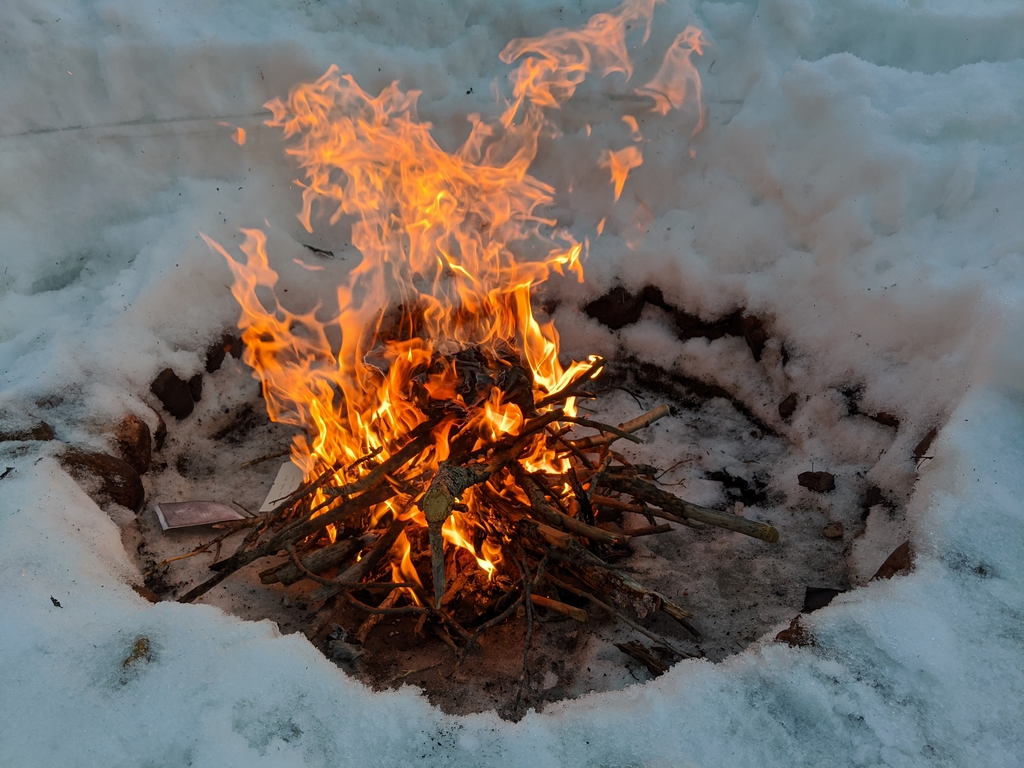 0405N_SnowyCampfire.jpg