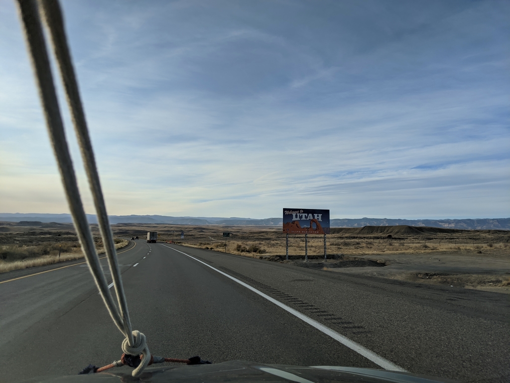 D_UtahBorder.jpg