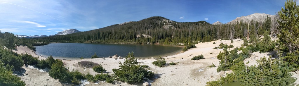 F4_SandbeachLakePano.jpg