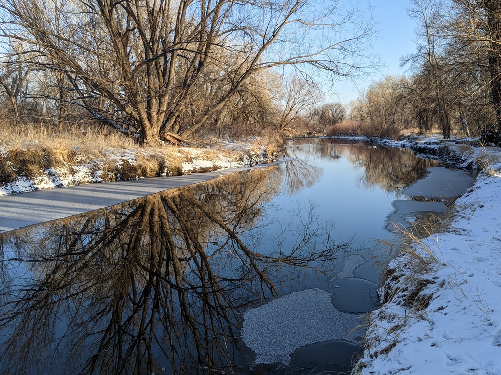 0127D_SnowyPoudreRiver.jpg