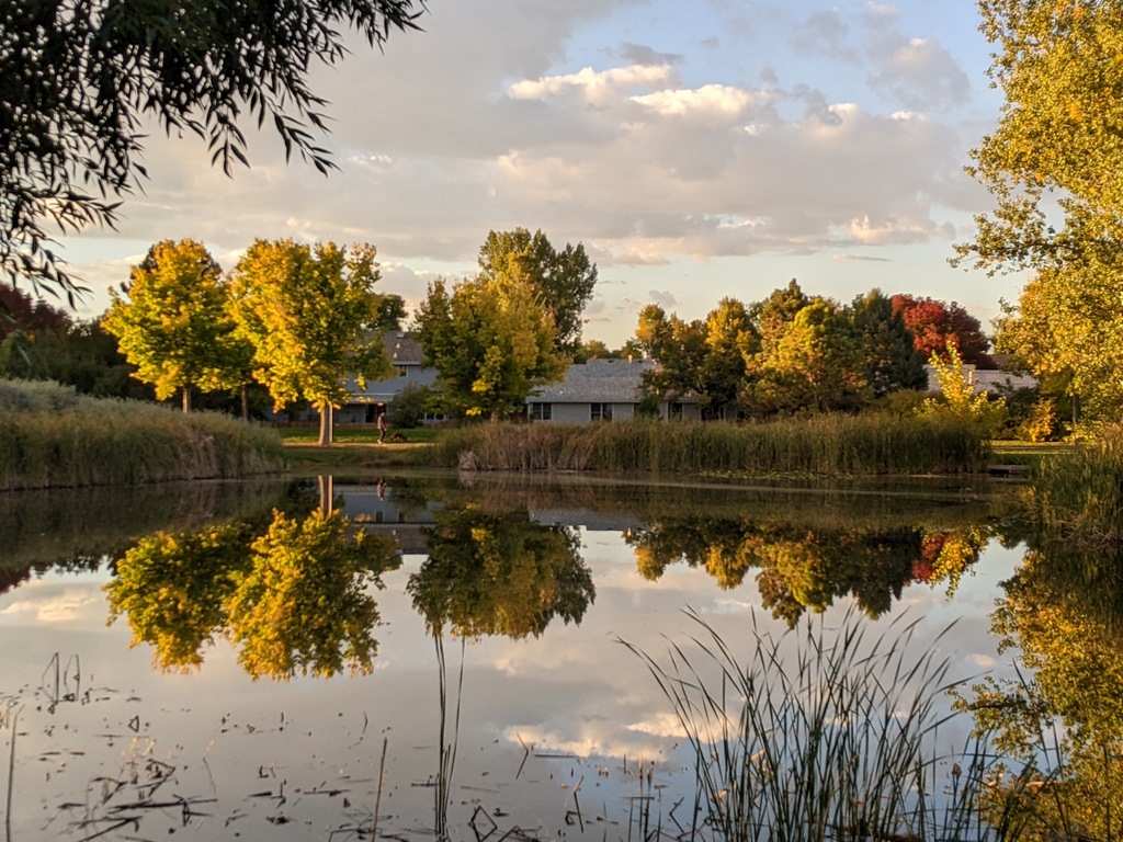 1010A_EnglishRanchParkPond.jpg
