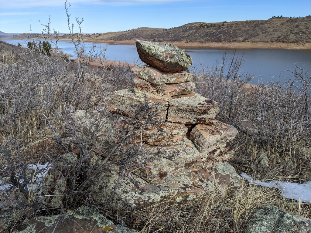 J3_OldCairn.jpg