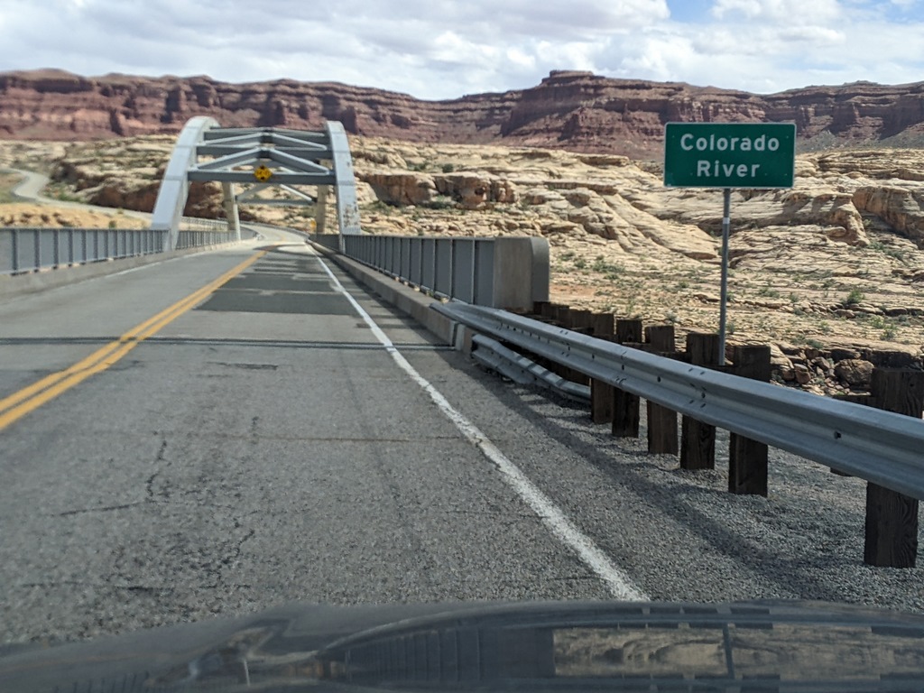 G1_ColoradoRiverBridge.jpg