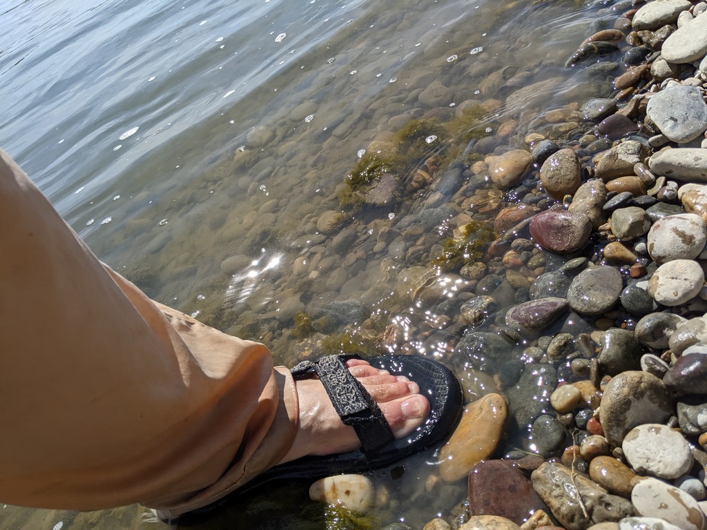 D2_FootInRiver.jpg