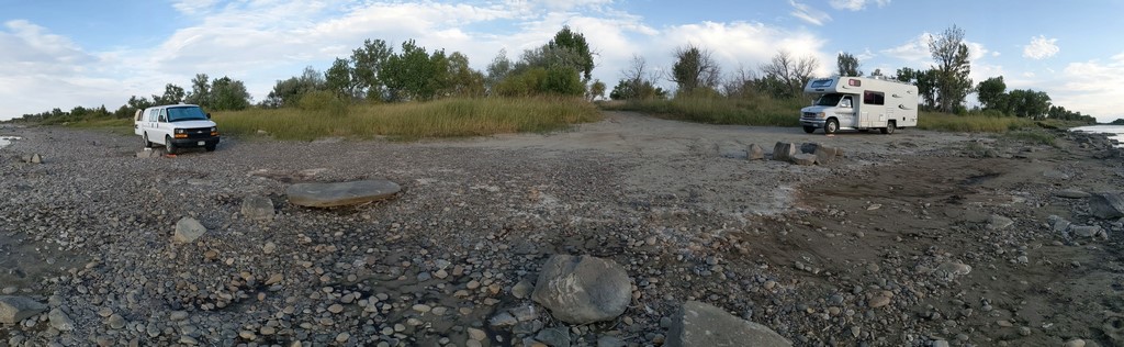 G2_RiverCampsitePano.jpg