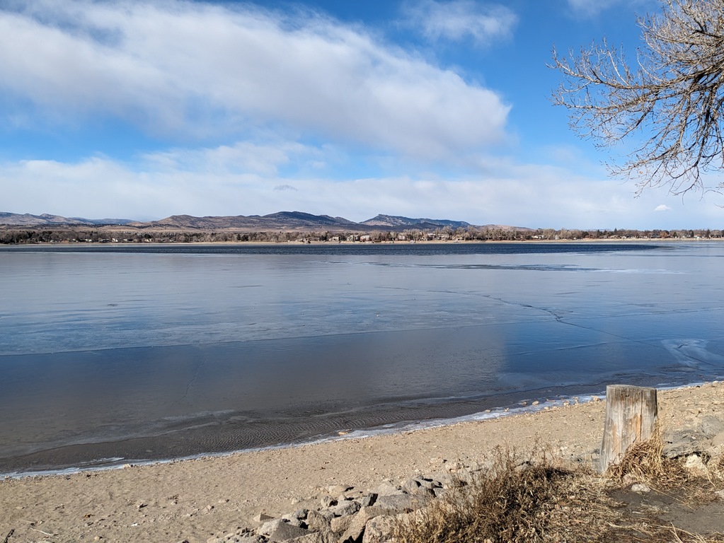0112B_FrozenLakeLovelandNW.jpg