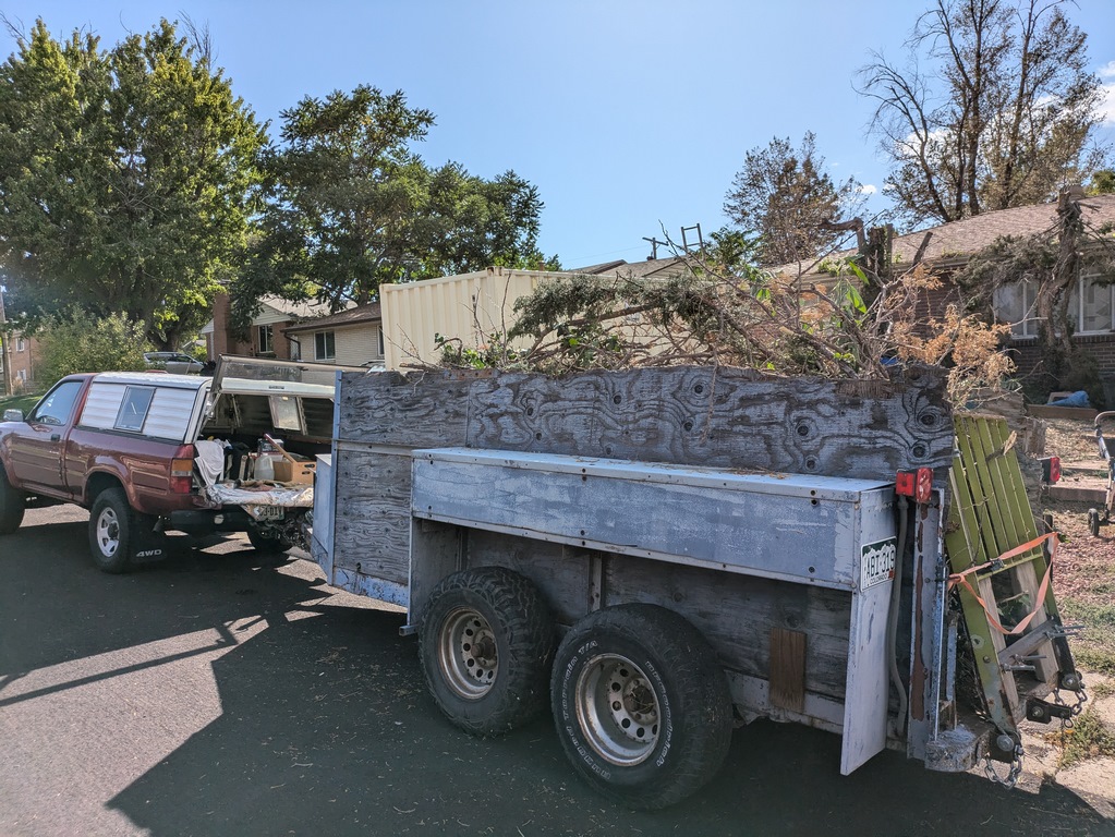 0913C_TrashTrailerFull.jpg