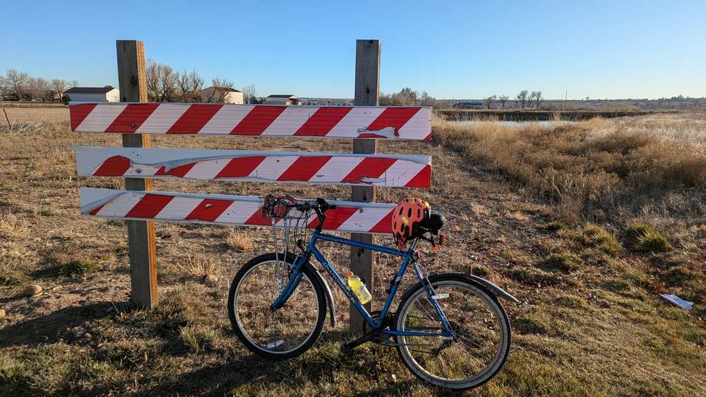 1204B_NowBikeAtFarEnd.jpg