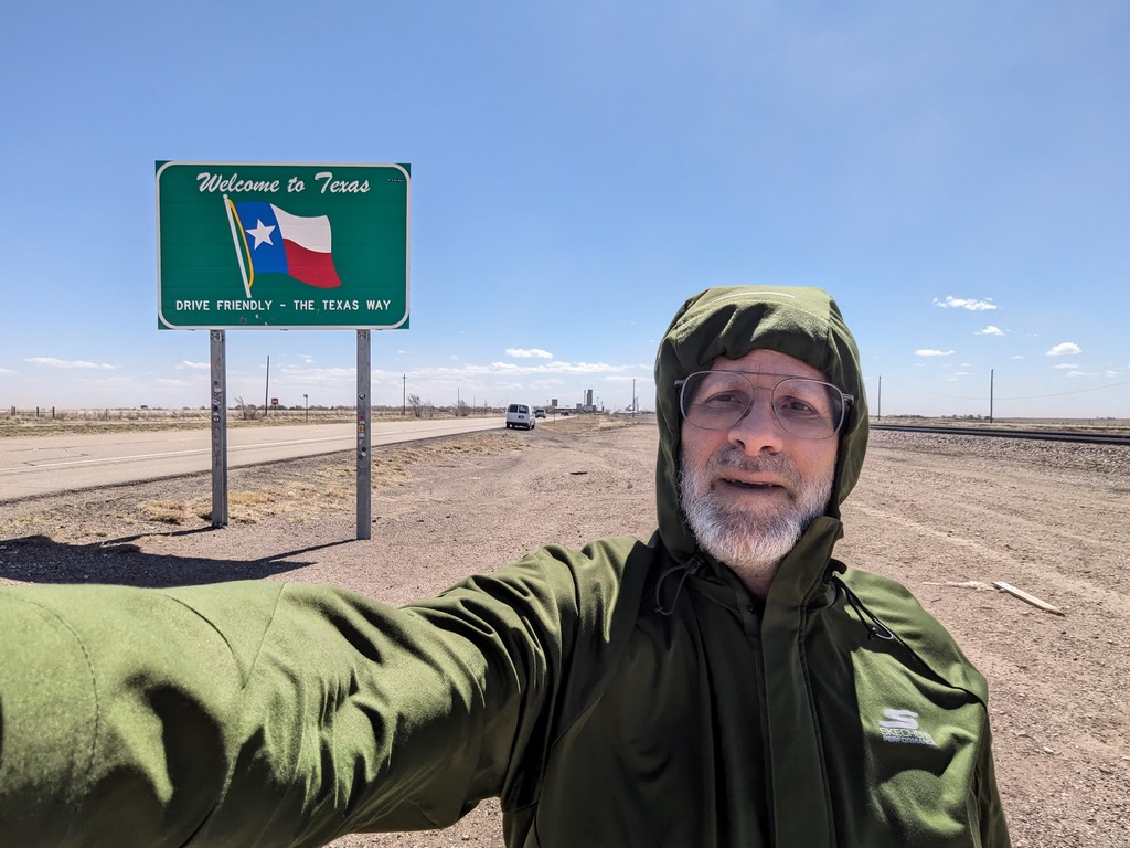 E_EnteringTexasSelfie.jpg