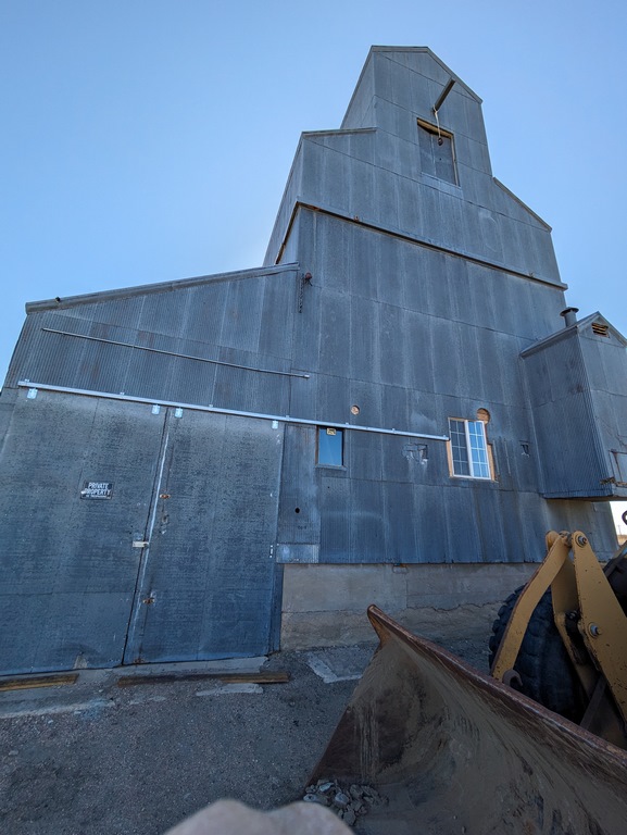 J3_OldMetalSiloBuilding.jpg