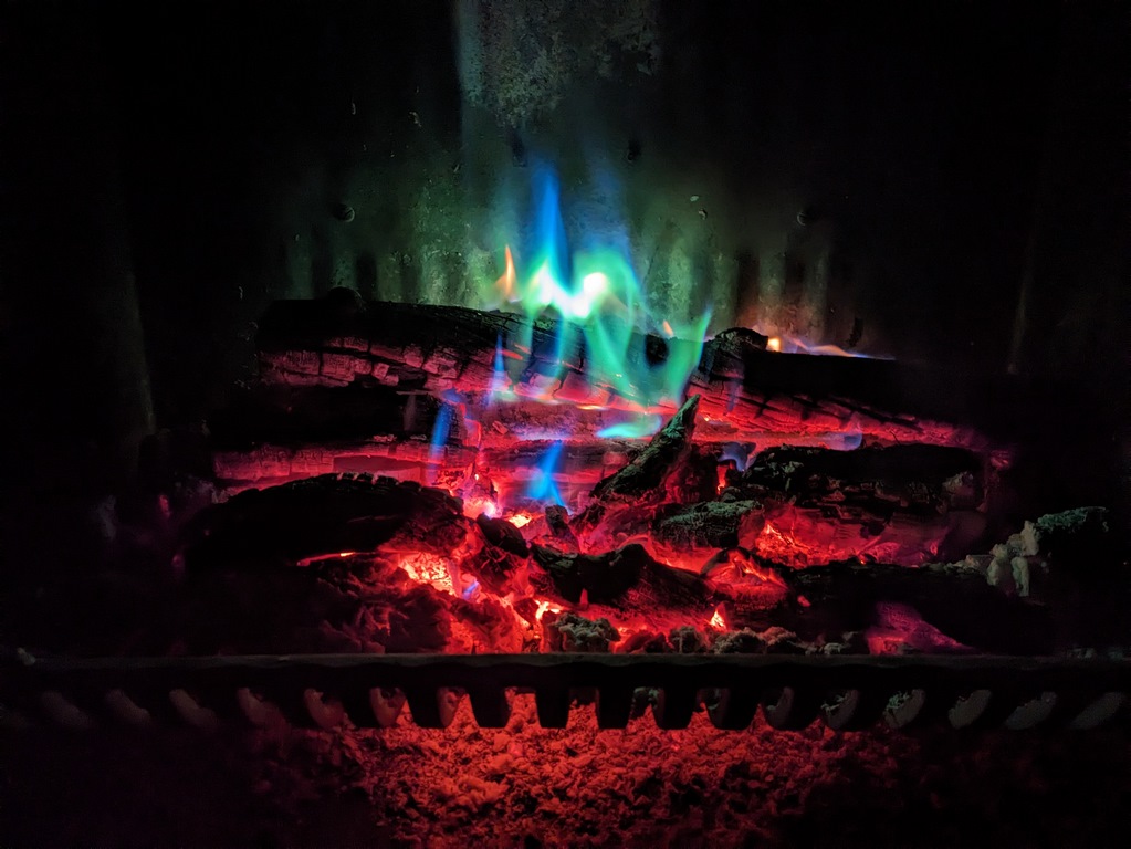 B_ColorFlameFireplace.jpg