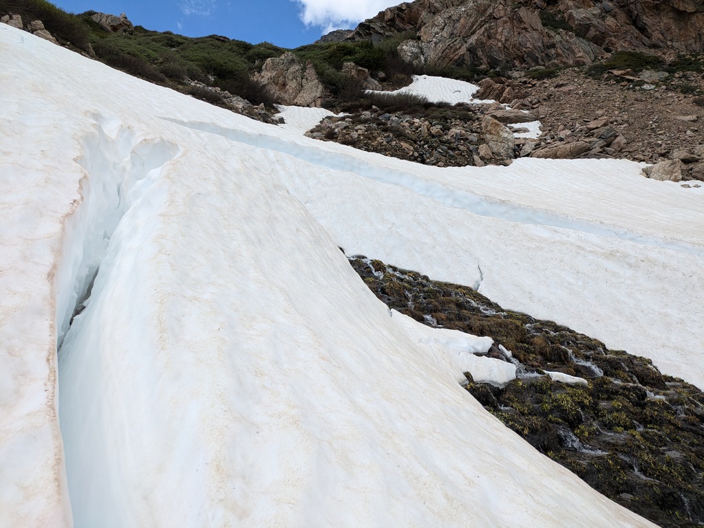 G4_CrackingMeltingSnowfield.jpg