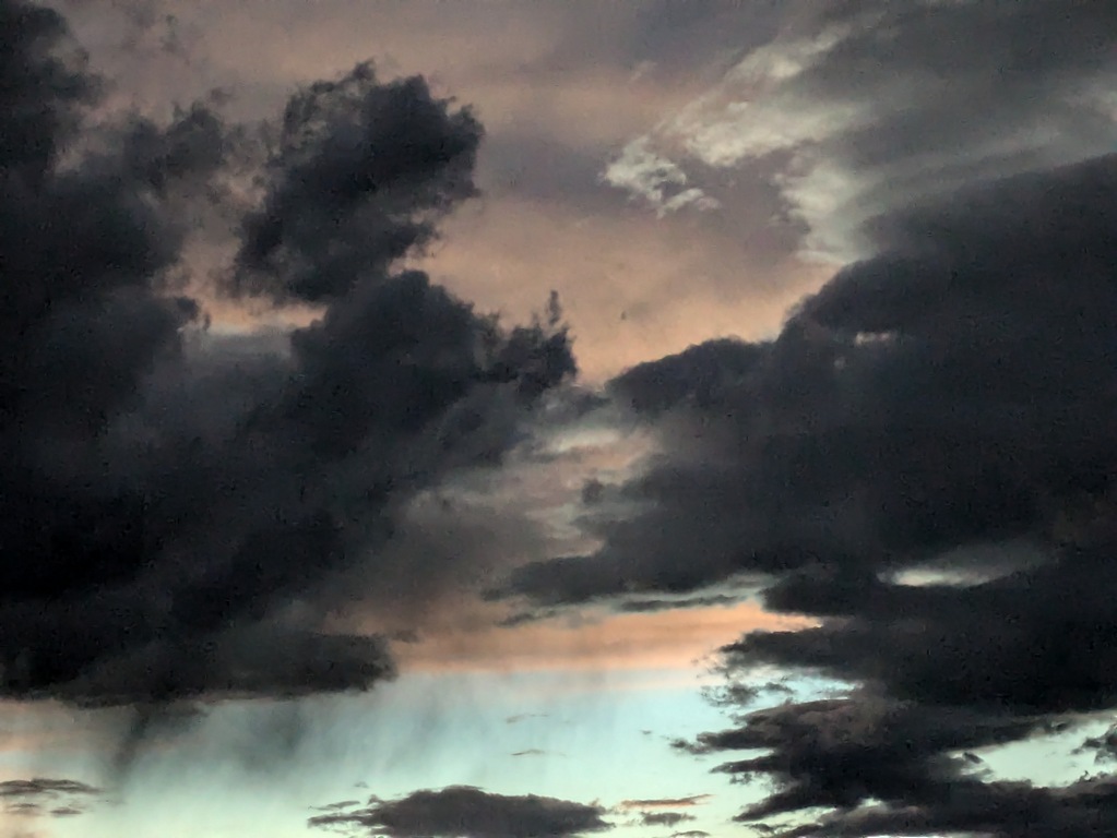 K5_CrazyCloudsZoom.jpg