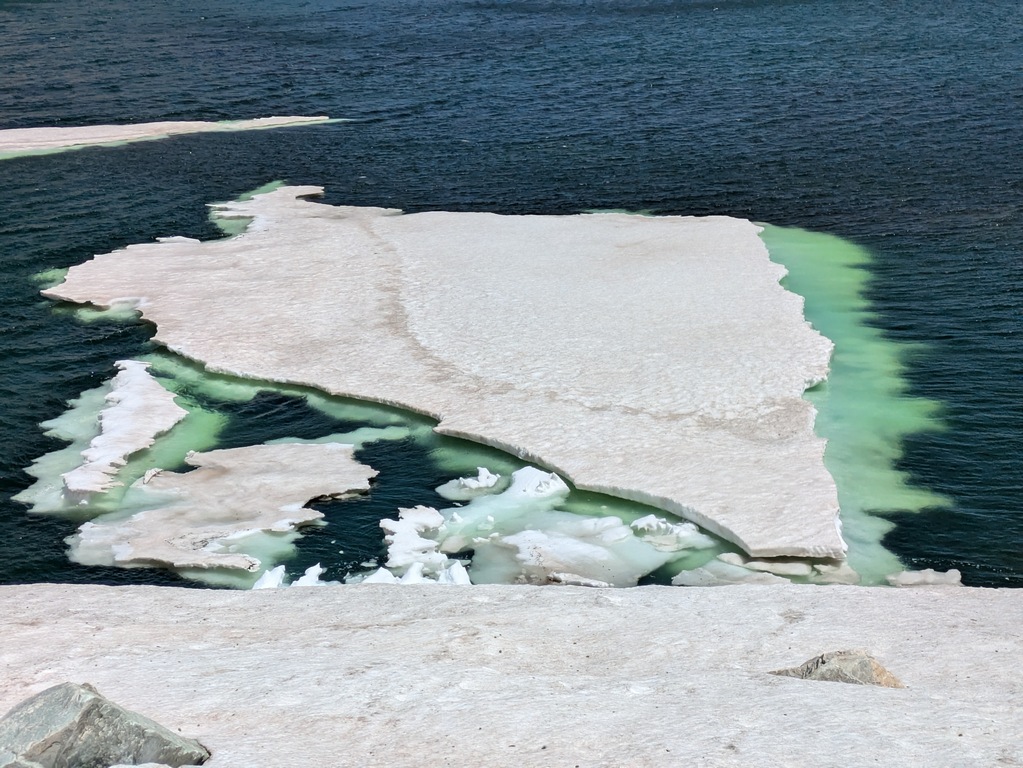 I5_IcebergCloseup.jpg