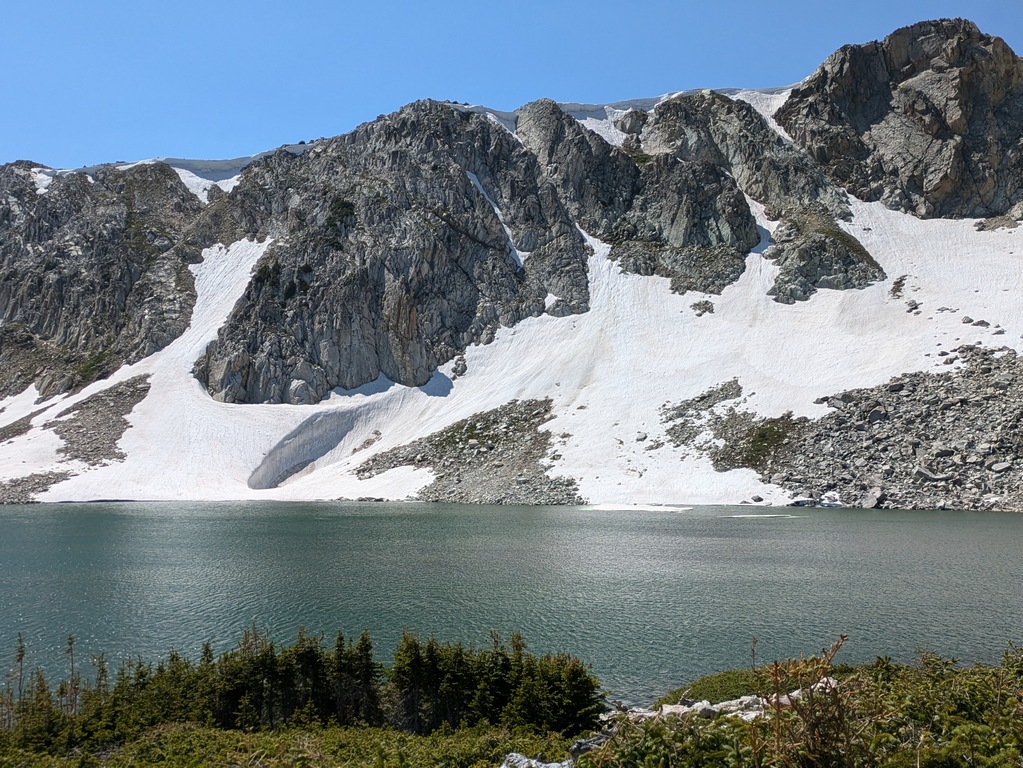 L2_WestAcrossSouthGapLake.jpg