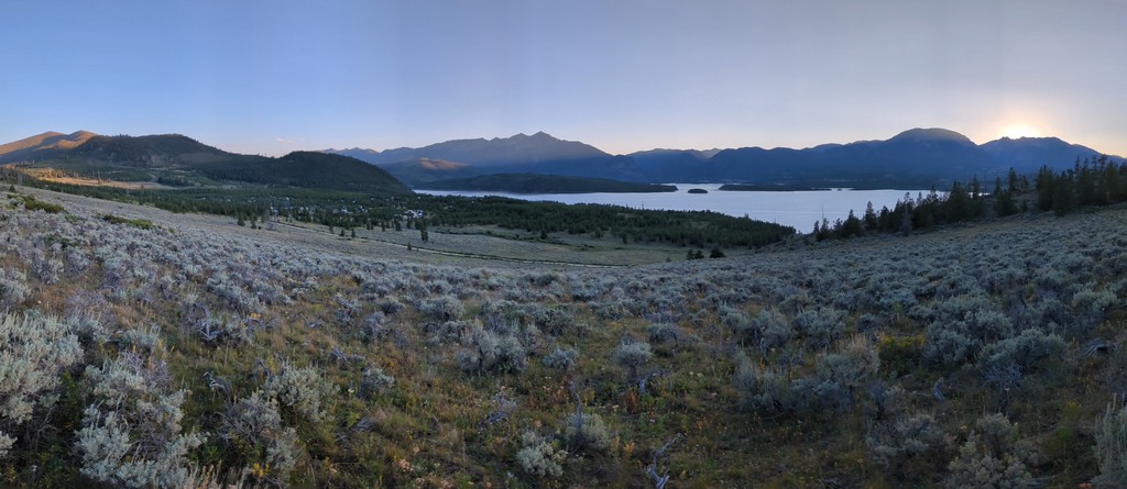 C5_BeamsAcrossLakePano.jpg
