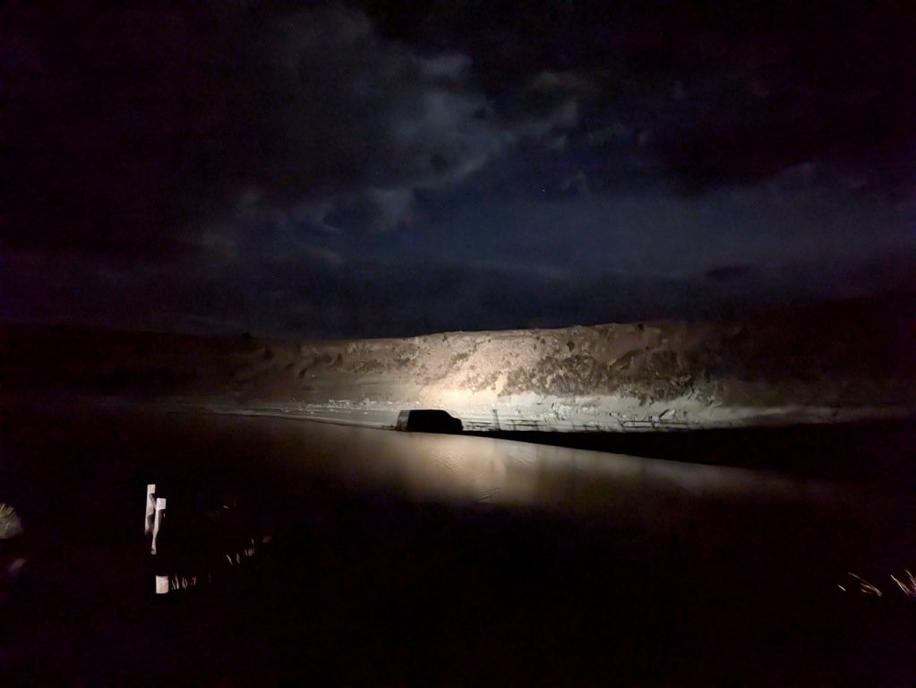 G_CarHeadlights.jpg