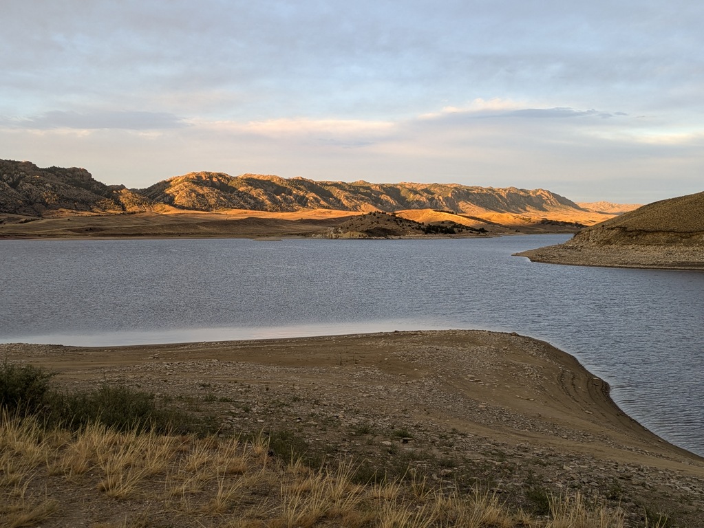 K1_SunsetAcrossLake.jpg