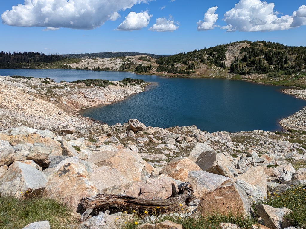 D2_NorthGapLake.jpg