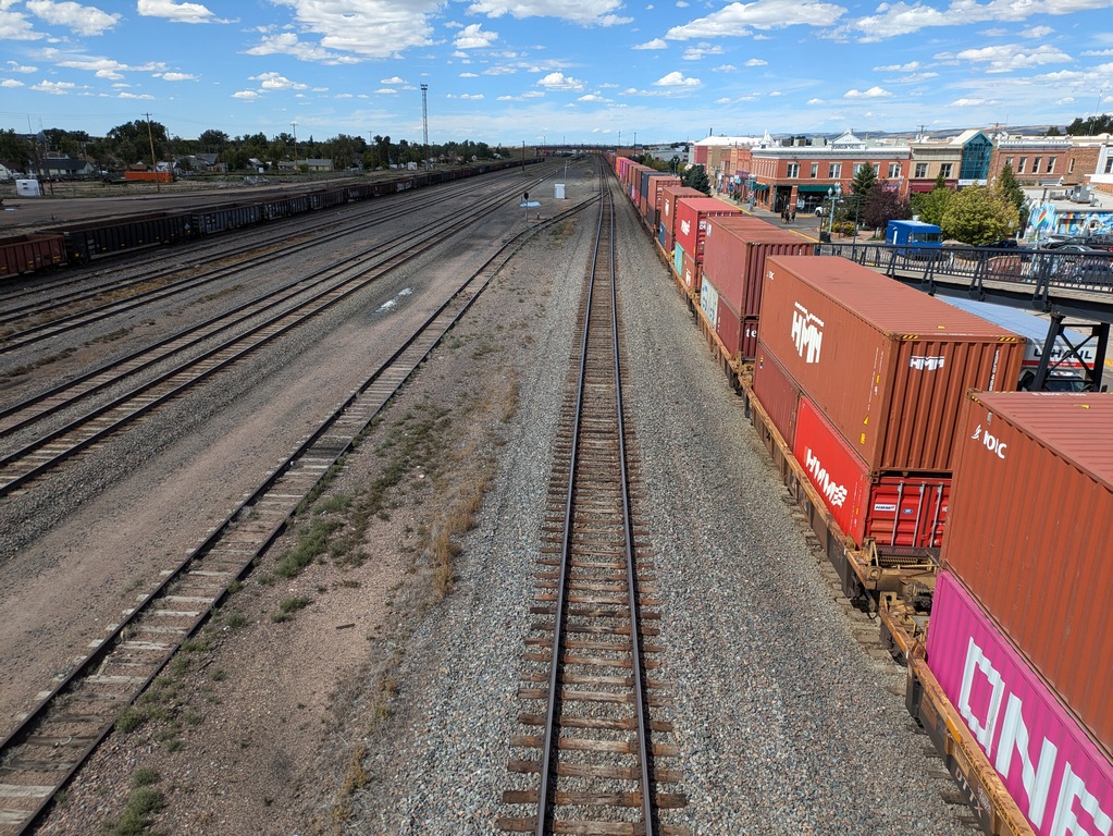 D2_NorthFromFootbridge.jpg