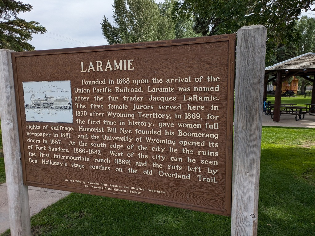 E1_LaramieHistorySign.jpg