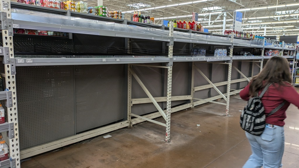1006A_HurricaneEmptyShelves.jpg