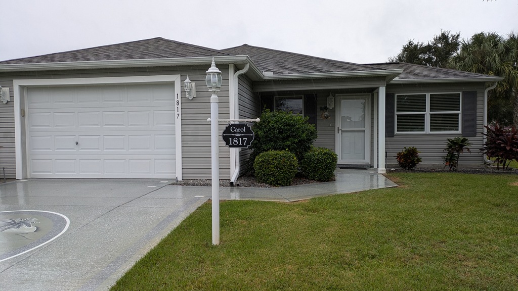 1006B3_FrontYardSign.jpg