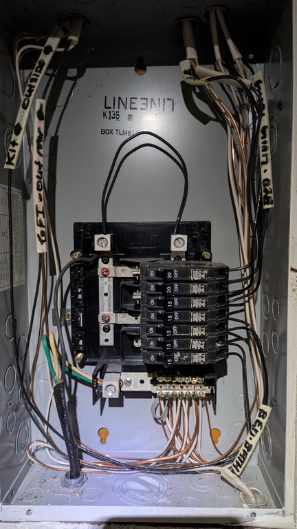 E_OldCircuitBreakerPanel.jpg