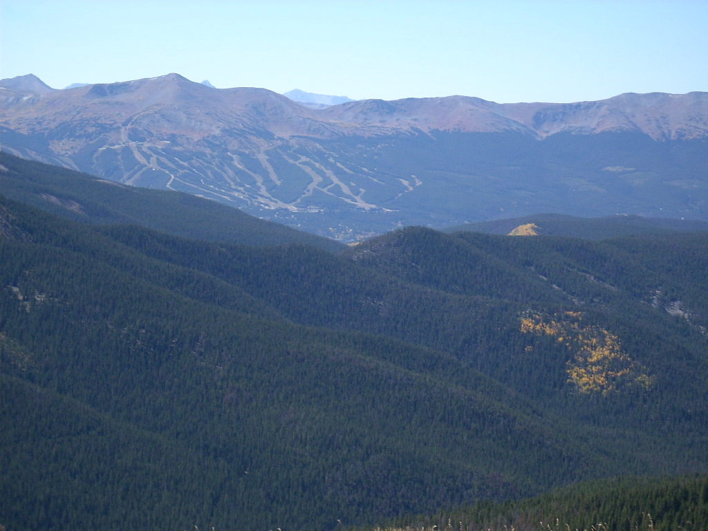 N6_100919_I3_BreckenridgeSkiAreaZoom.JPG