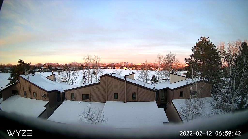 220212_0659_SnowySunriseGlow.jpg